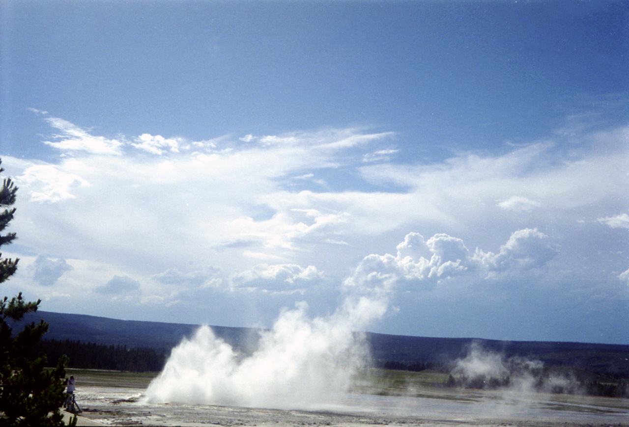 98-07-13, 52, Yellowstone Nat Park, Wyoming