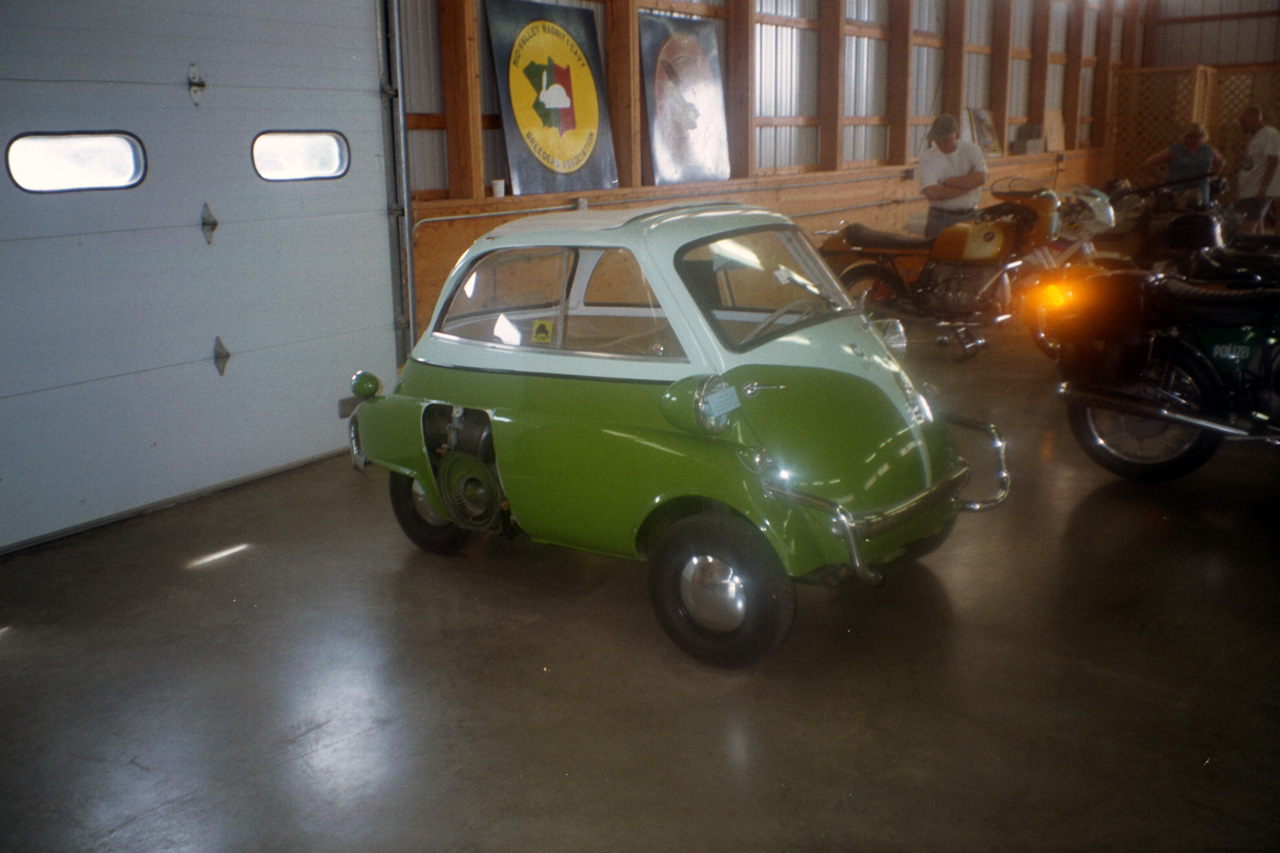 99-07-13, 14, Old Car-Bike Show, Rhinebeck, NY