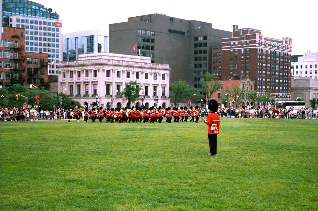 00-07-09, 15, Color Guard, Ottowa, CA