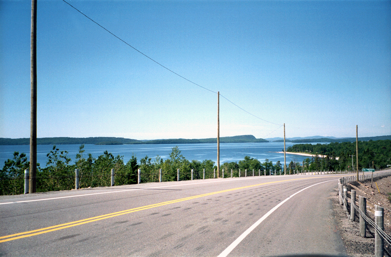 00-07-11, 33, Road Side, Lake Superior, CA