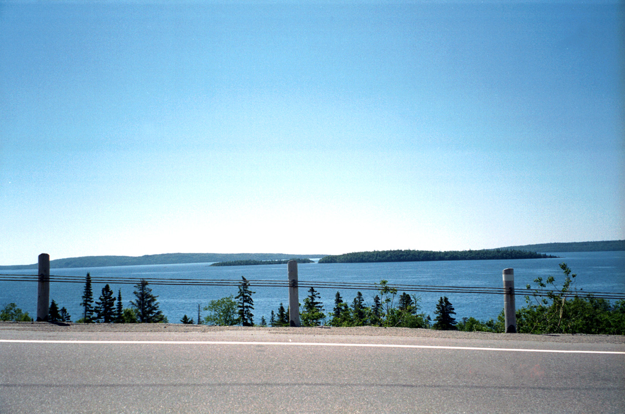 00-07-11, 34, Road Side, Lake Superior, CA