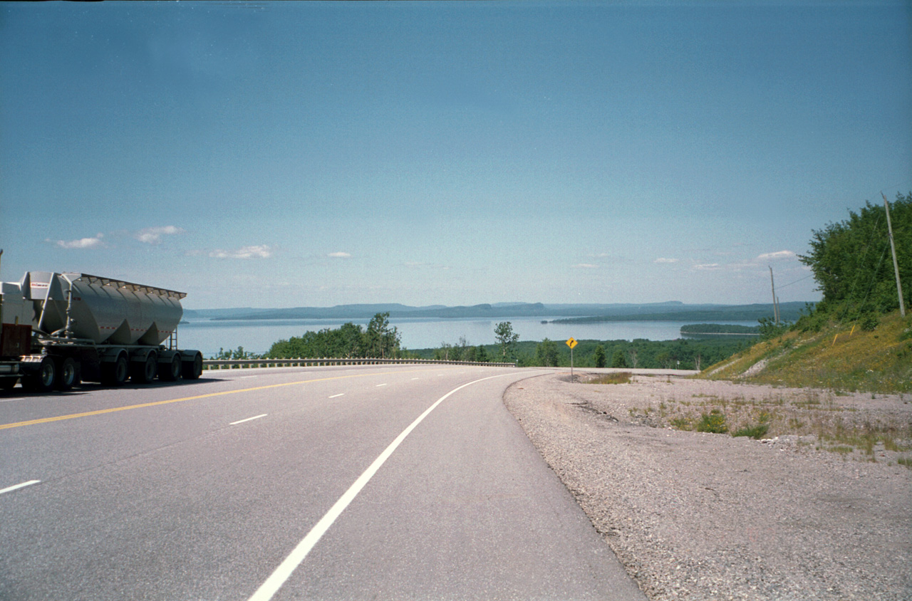 00-07-11, 37, Road Side, Lake Superior, CA