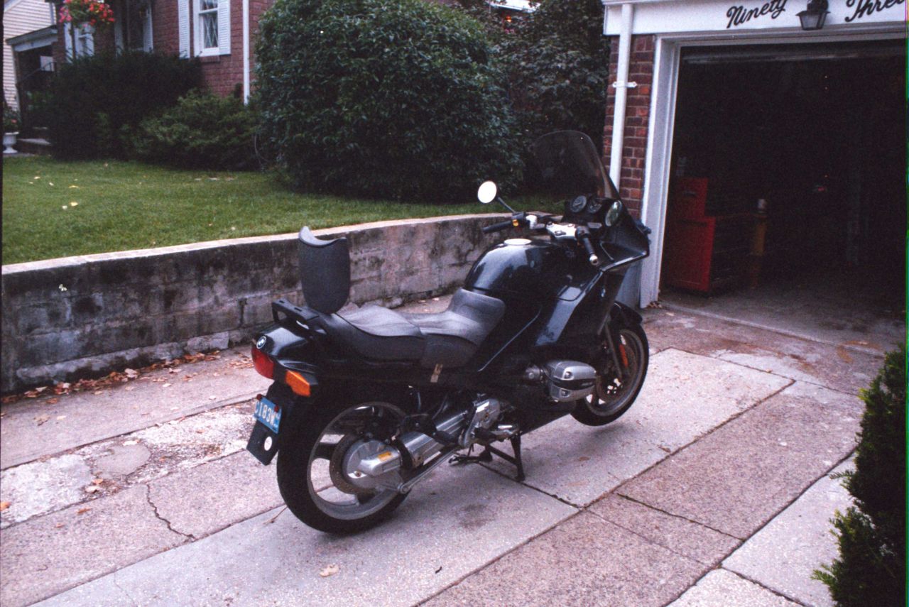 00-09-24a, 07, 1994 R1100-RSL BMW with Corbin Seat