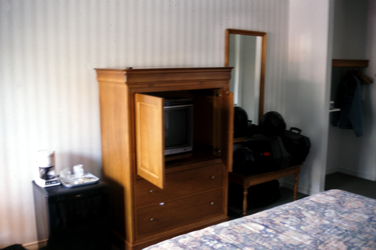 01-08-21, 048, Motel in Quebec, Quebec CA