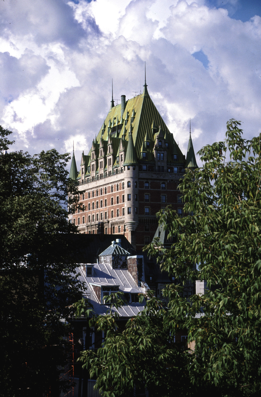 01-08-22, 135, Old City of Quebec, Quebec CA