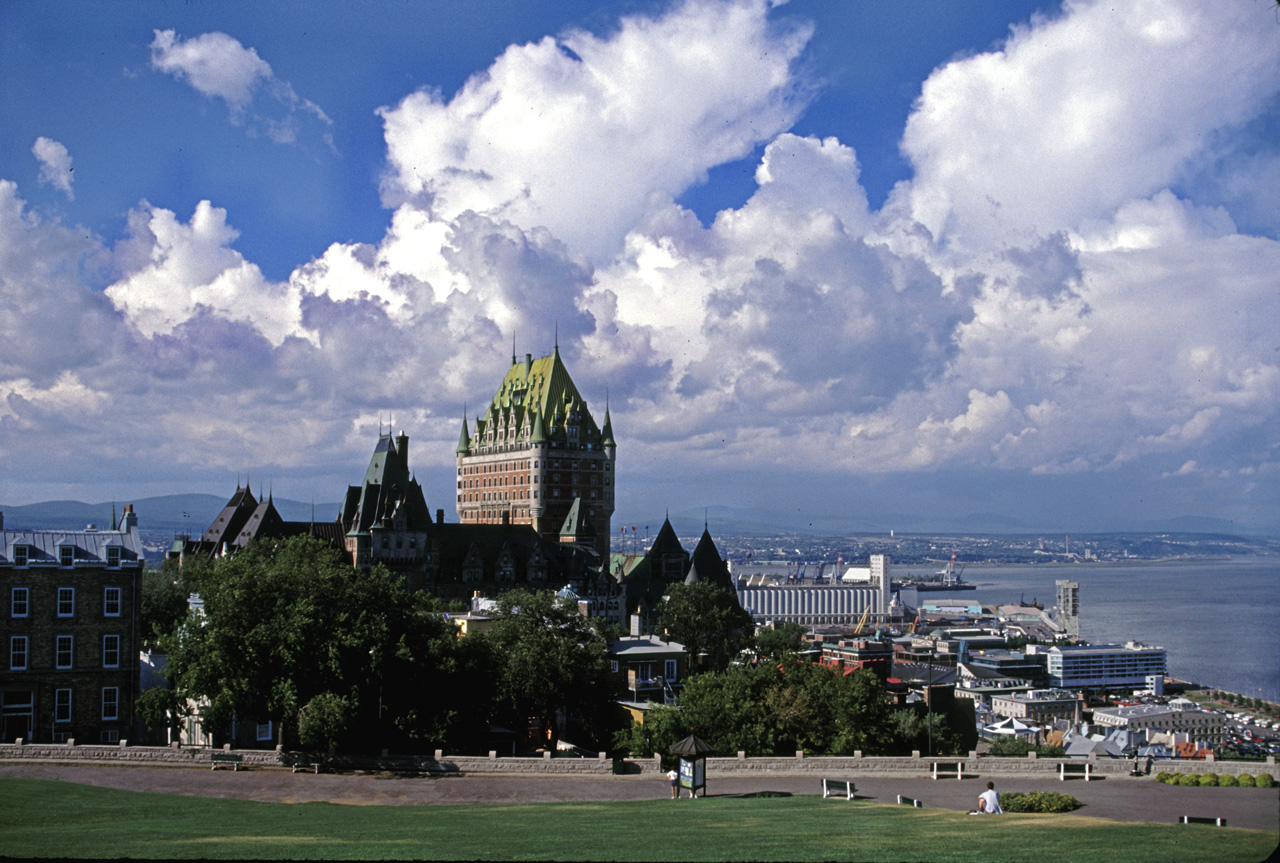 01-08-22, 137, Old City of Quebec, Quebec CA