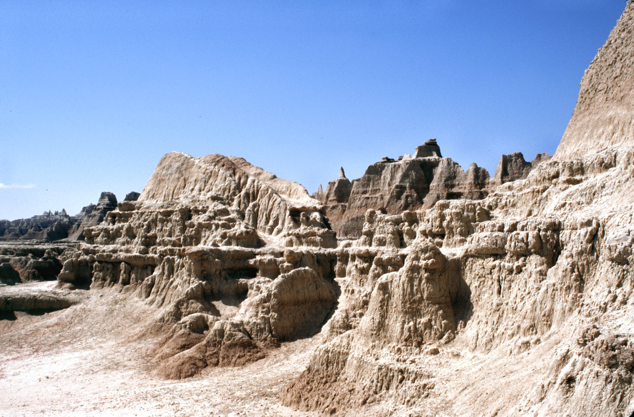 04-07-12, 26, Badlands National Park, SD