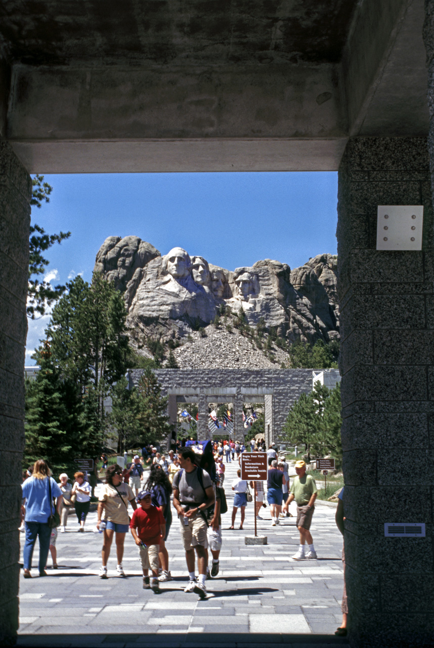 04-07-12, 50, Mount Rushmore, SD