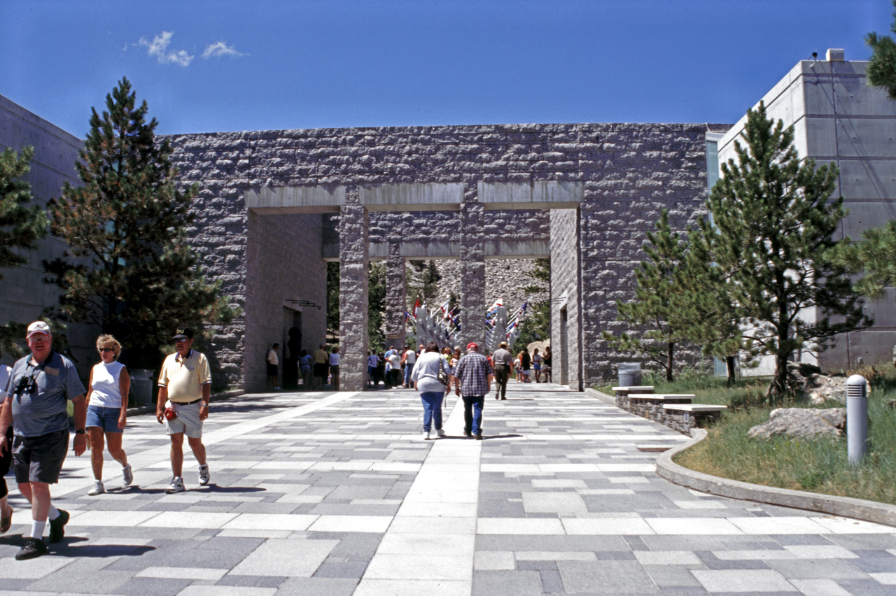 04-07-12, 52, Mount Rushmore, SD