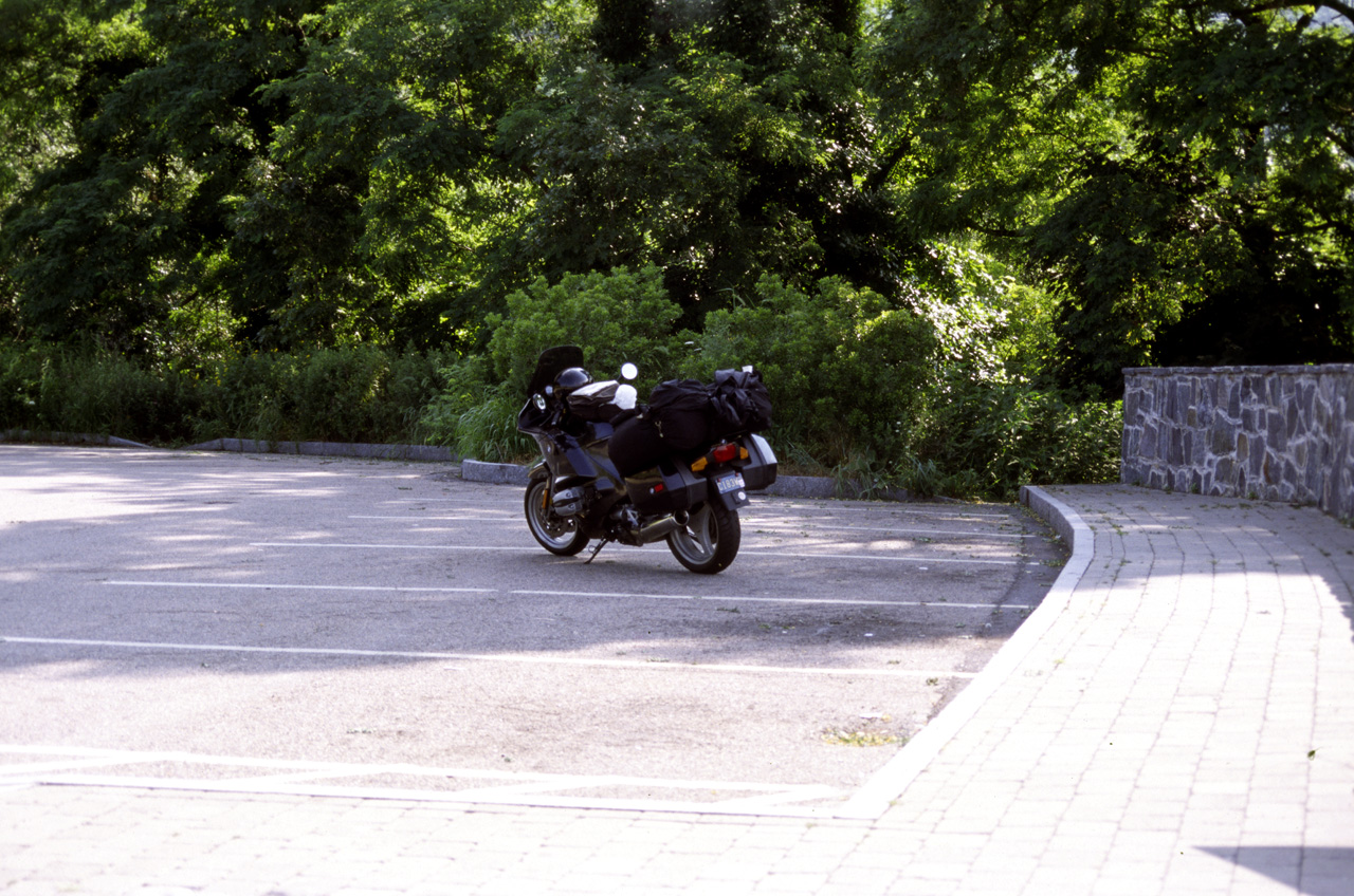 06-07-19, 06, 94' BMW at Bear Mountain, NY