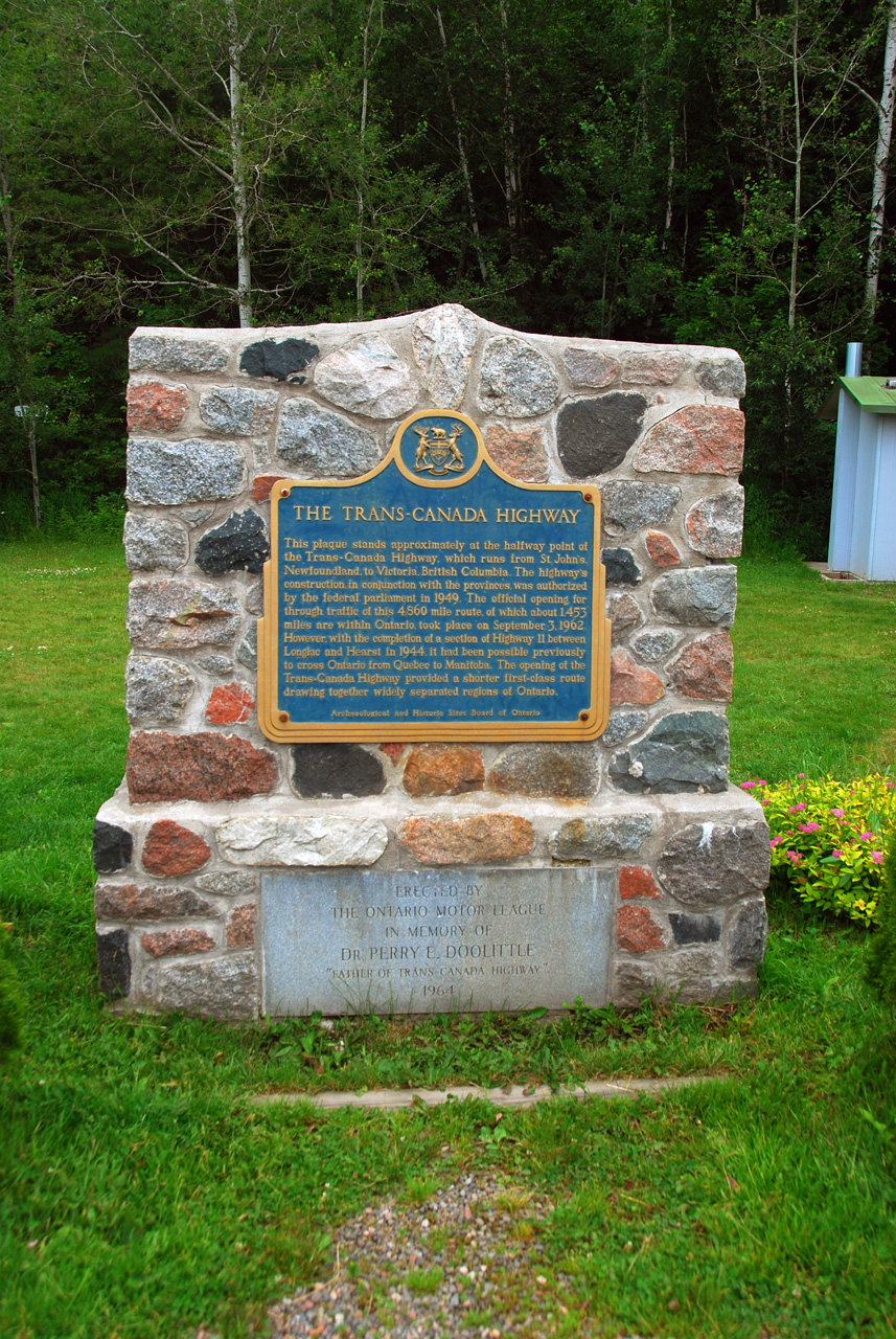 2008-07-14, 019, Trans-Canada Hwy, Halfway Point, Batchawana, Ontario