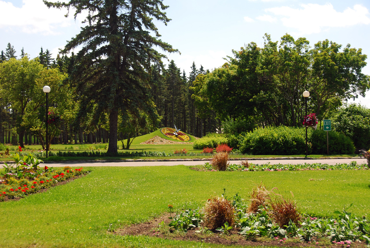 2008-07-16, 085, International Peace Garden, Manitoba - North Dakota