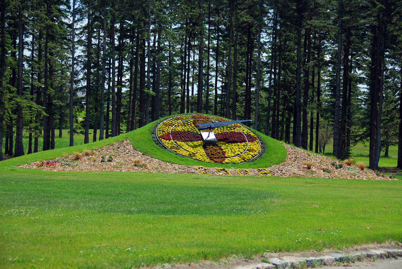 2008-07-16, 091, International Peace Garden, Manitoba - North Dakota