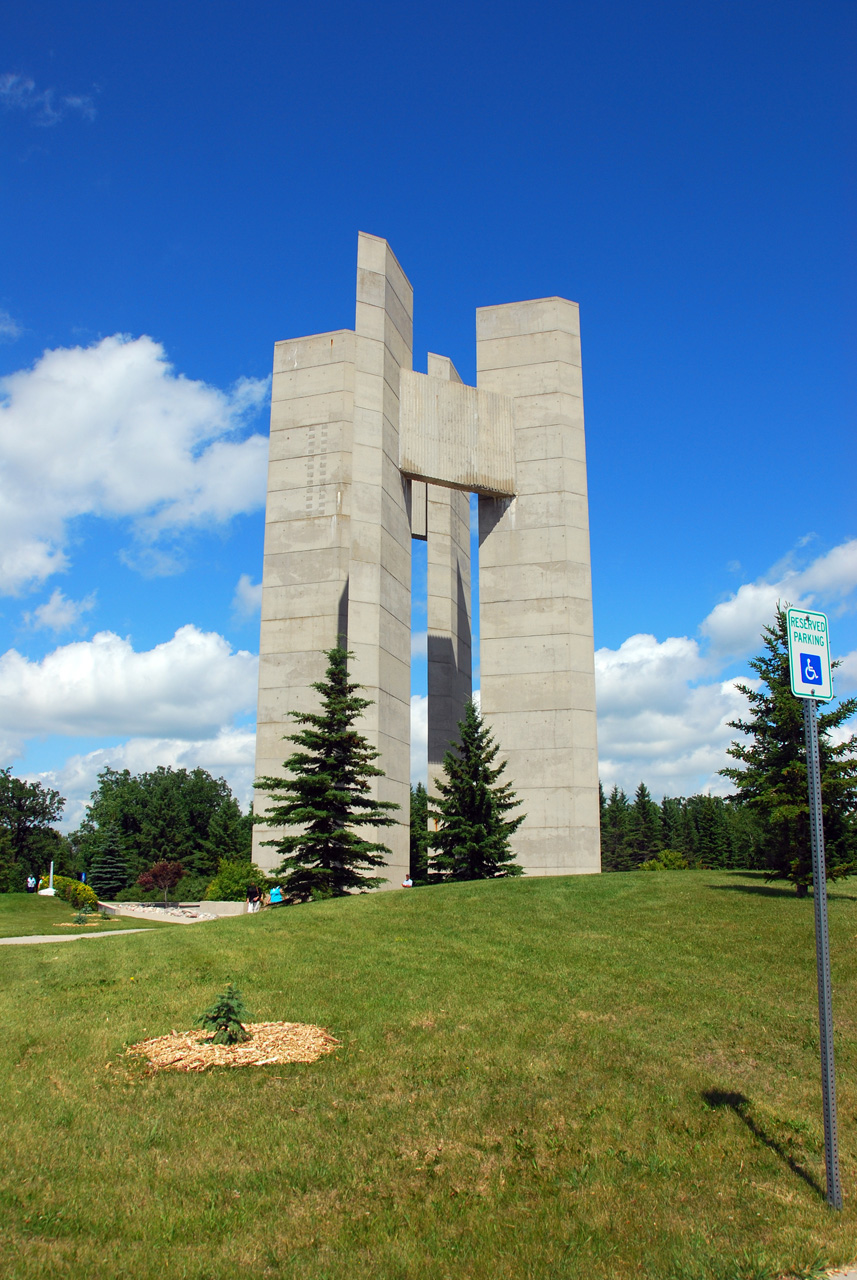 2008-07-16, 099, International Peace Garden, Manitoba - North Dakota